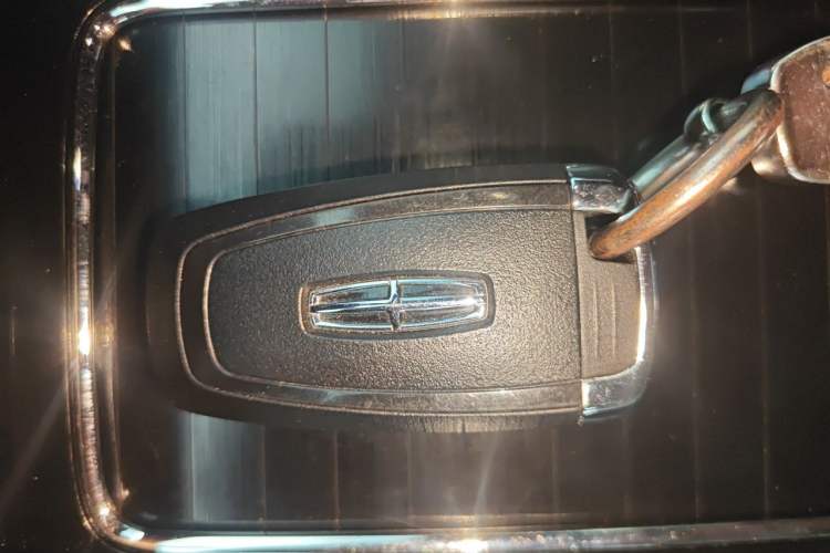 Used Lincoln Aviator 2023 3.0T V6 All-Wheel-Drive Zunya Cruise Version Six Seats Vehicle Key