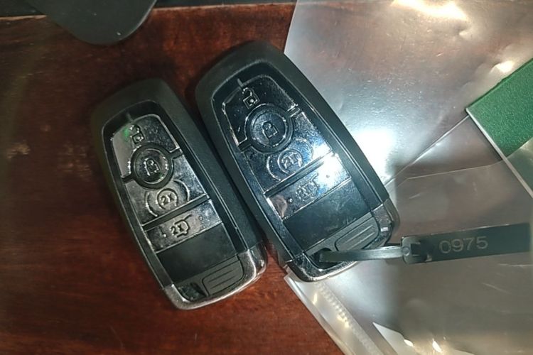 Used Lincoln Aviator 2023 3.0T V6 All-Wheel-Drive Zunya Cruise Version Six Seats Vehicle Key
