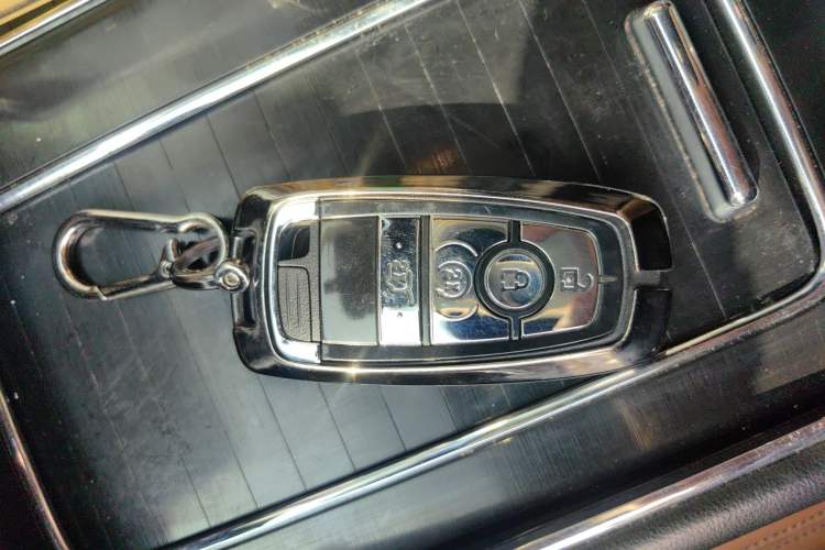Used Lincoln Aviator 2023 3.0T V6 All-Wheel-Drive Zunya Cruise Version Six Seats Vehicle Key