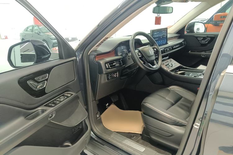 Used Lincoln Aviator 2023 3.0T V6 Four-Wheel Drive Luxury Cruise Version Six Seats Driver Seat