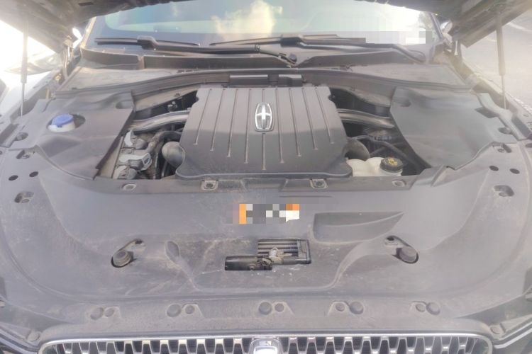 Used Lincoln Aviator 2023 3.0T V6 All-Wheel-Drive Zunya Cruise Version Six Seats Engine Bay