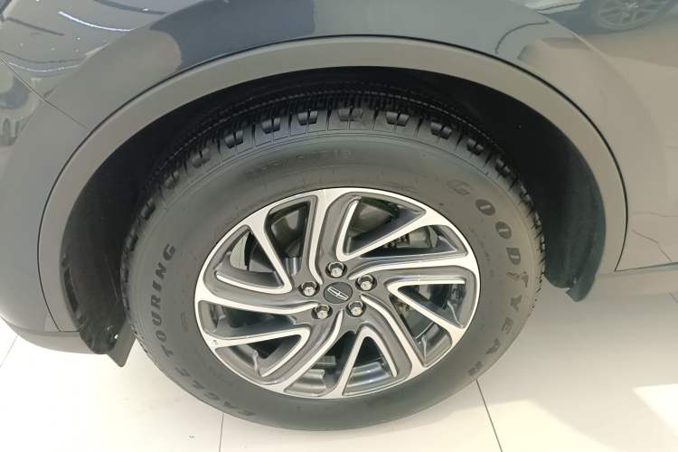 Used Lincoln Aviator 2023 3.0T V6 Four-Wheel Drive Luxury Cruise Version Six Seats Exterior 4