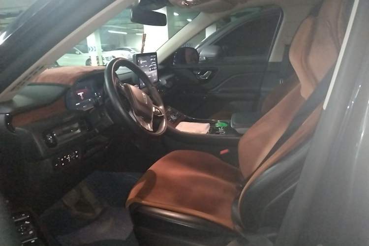 Used Lincoln Aviator 2023 3.0T V6 Four-Wheel Drive Luxury Cruise Version Six Seats Left Front Seat