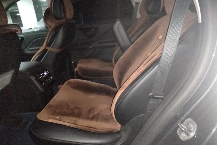 Used Lincoln Aviator 2023 3.0T V6 Four-Wheel Drive Luxury Cruise Version Six Seats Left Rear Seat