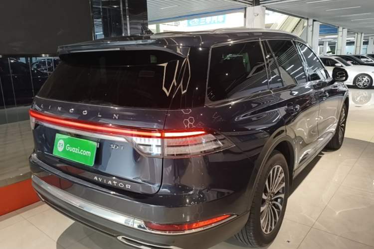 Used Lincoln Aviator 2023 3.0T V6 All-Wheel-Drive Zunya Cruise Version Six Seats Rear Right 45 Deg