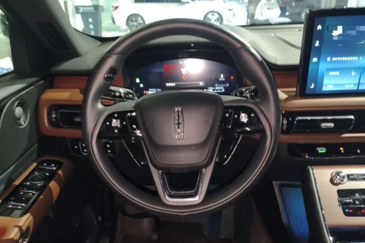 Used Lincoln Aviator 2023 3.0T V6 All-Wheel-Drive Zunya Cruise Version Six Seats Steering Wheel