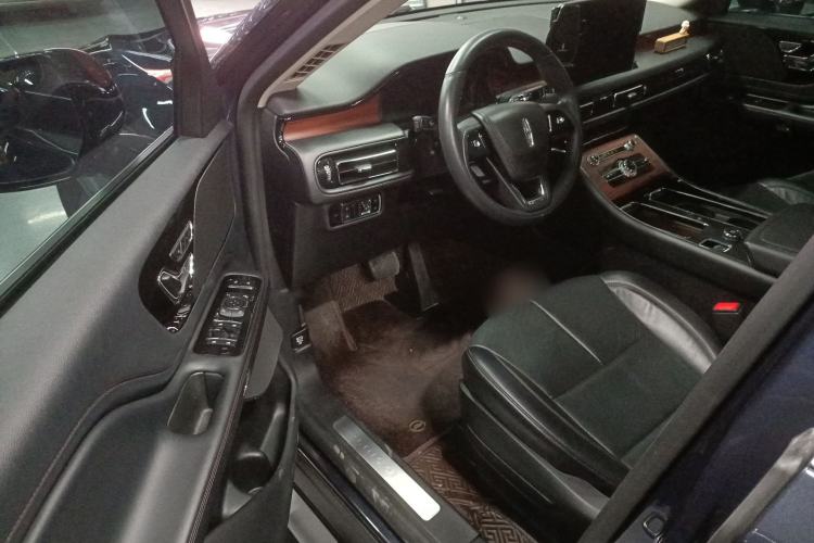Used Lincoln Aviator 2023 3.0T V6 Four-Wheel Drive Luxury Cruise Version Six Seats Driver Seat