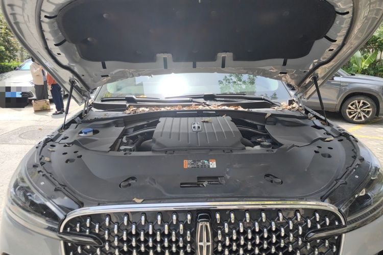 Used Lincoln Aviator 2023 3.0T V6 All-Wheel-Drive Zunya Cruise Version Six Seats Engine Bay
