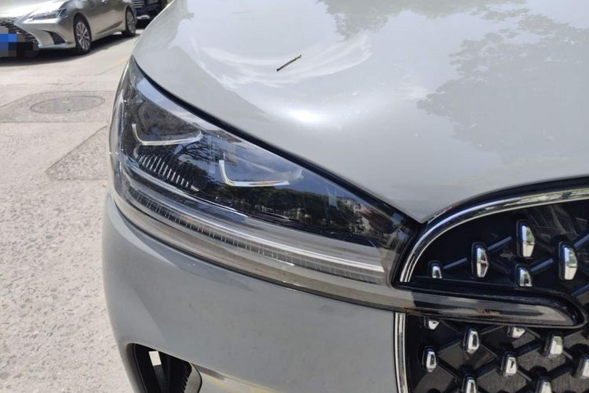 Used Lincoln Aviator 2023 3.0T V6 All-Wheel-Drive Zunya Cruise Version Six Seats Right Front Headlight