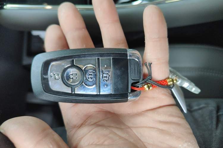 Used Lincoln Aviator 2023 3.0T V6 All-Wheel-Drive Zunya Cruise Version Six Seats Vehicle Key