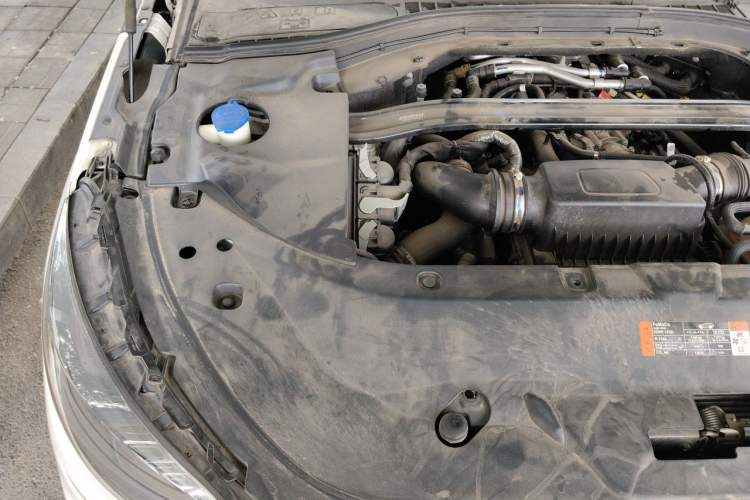 Used Lincoln Aviator 2023 3.0T V6 All-Wheel Drive Zunya Cruise Version 7 Seats Engine Bay Right