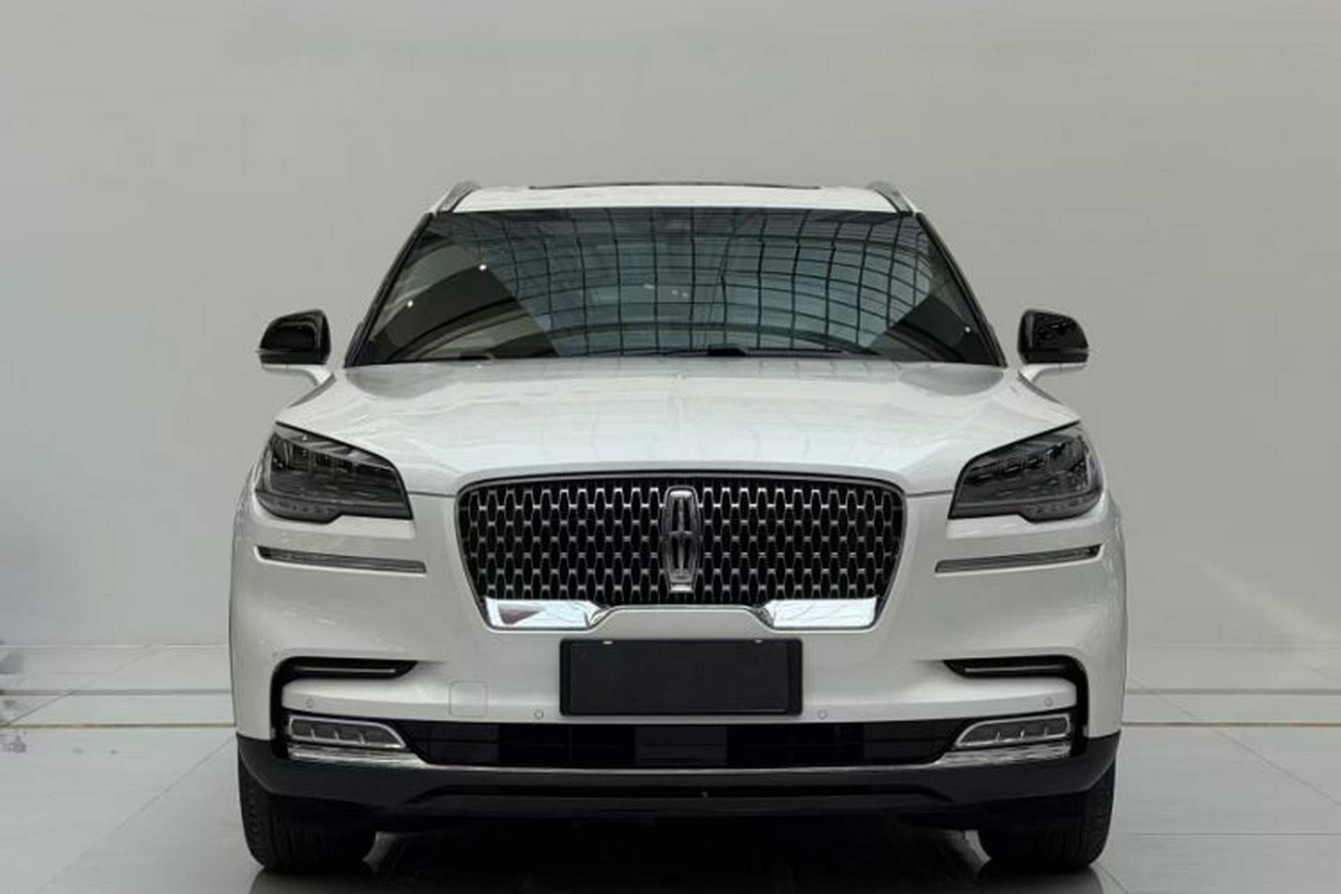Used Lincoln Aviator 2023 3.0T V6 Four-Wheel Drive Luxury Cruise Version Six Seats Exterior 1