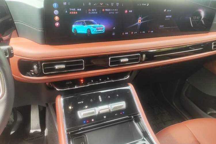 Used Lincoln Aviator 2024 3.0T V6 Four-Wheel Drive Elegance Edition Seven Seats Audio And AC Panel