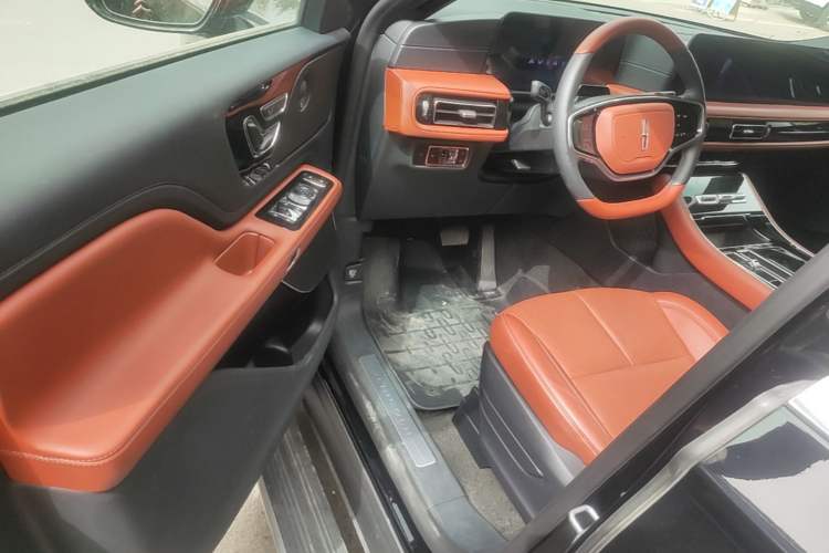 Used Lincoln Aviator 2024 3.0T V6 Four-Wheel Drive Elegance Edition Seven Seats Driver Seat