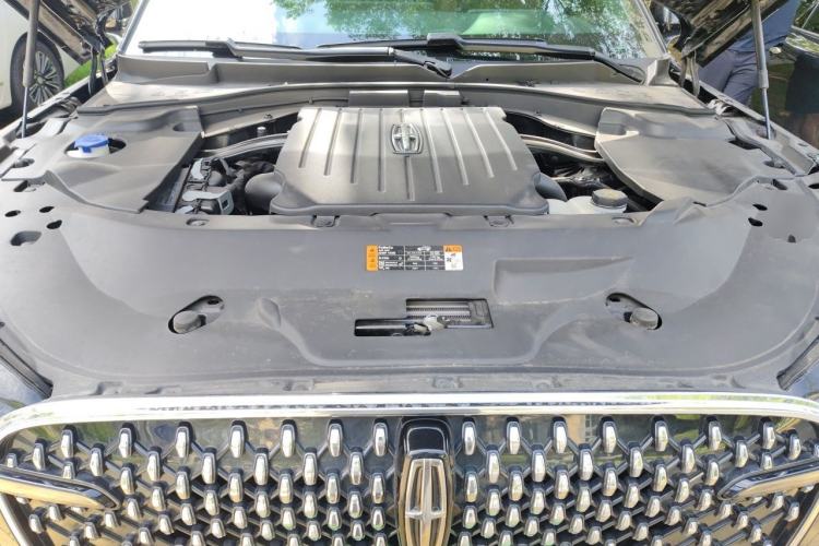 Used Lincoln Aviator 2024 3.0T V6 All-Wheel-Drive Elegance Edition Six Seats Engine Bay