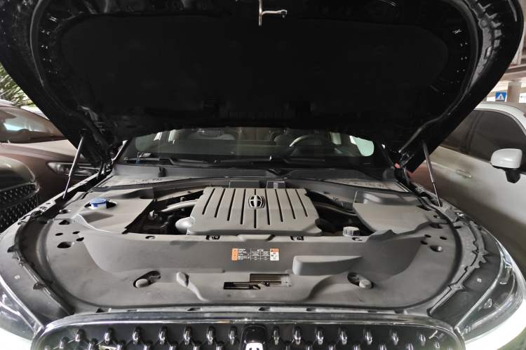 Used Lincoln Aviator 2024 3.0T V6 All-Wheel-Drive Luxury Edition Six Seats Engine Bay
