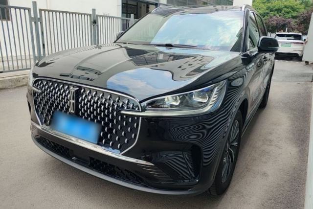 Lincoln Aviator 2024 3.0T V6 All-Wheel-Drive Elegance Edition Six Seats d’occasion