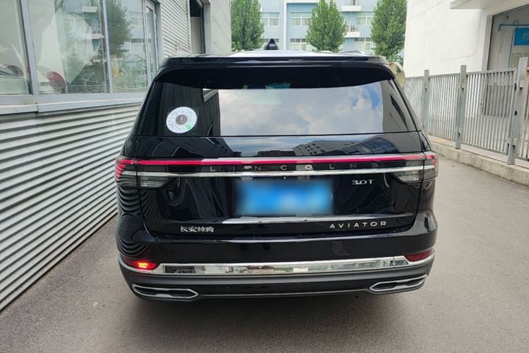 Used Lincoln Aviator 2024 3.0T V6 All-Wheel-Drive Elegance Edition Six Seats Rear