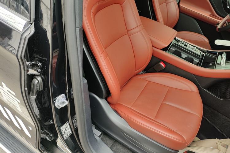 Used Lincoln Aviator 2024 3.0T V6 All-Wheel-Drive Elegance Edition Six Seats Right Front Seat