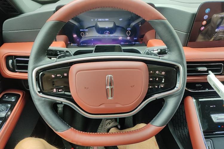 Used Lincoln Aviator 2024 3.0T V6 All-Wheel-Drive Elegance Edition Six Seats Steering Wheel