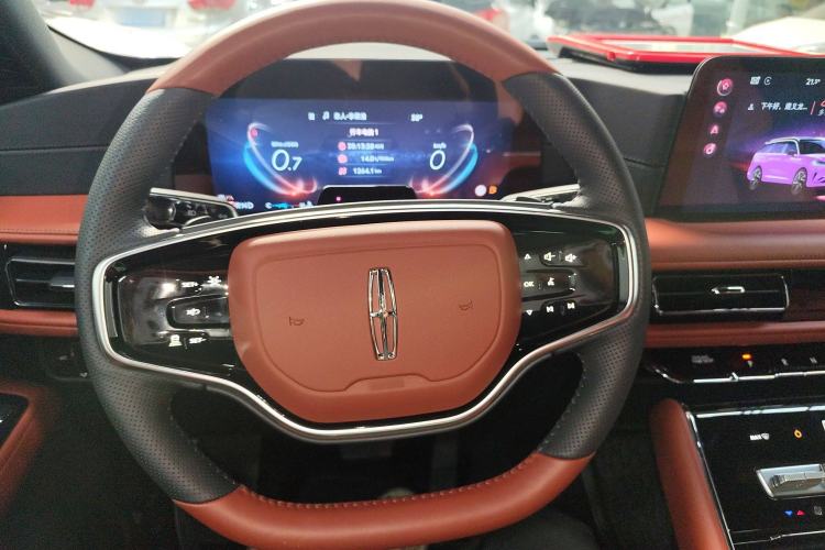 Used Lincoln Aviator 2024 3.0T V6 All-Wheel-Drive Luxury Edition Six Seats Steering Wheel