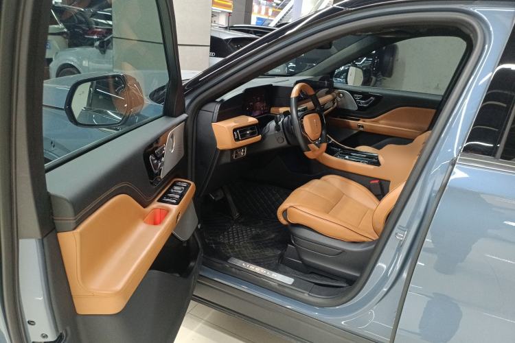 Used Lincoln Aviator 2024 3.0T V6 Four-Wheel Drive Presidential Edition Six Seats Driver Seat