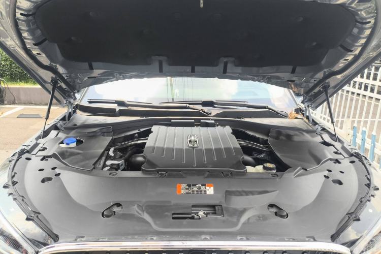 Used Lincoln Aviator 2024 3.0T V6 All-Wheel-Drive Luxury Edition Six Seats Engine Bay