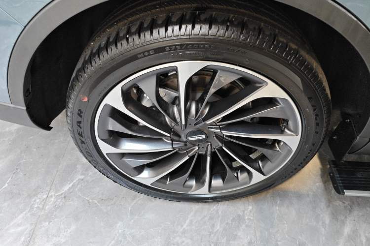 Used Lincoln Aviator 2024 3.0T V6 All-Wheel-Drive Luxury Edition Six Seats Exterior 8