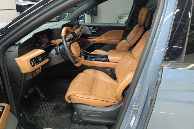 Used Lincoln Aviator 2024 3.0T V6 Four-Wheel Drive Presidential Edition Six Seats Left Front Seat