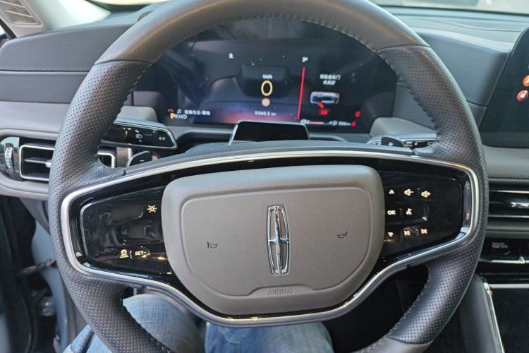 Used Lincoln Aviator 2024 3.0T V6 All-Wheel-Drive Elegance Edition Six Seats Steering Wheel