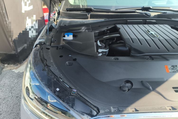 Used Lincoln Aviator 2024 3.0T V6 All-Wheel-Drive Luxury Edition Six Seats Engine Bay Right