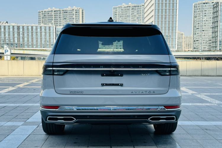 Used Lincoln Aviator 2024 3.0T V6 All-Wheel-Drive Luxury Edition Six Seats Exterior 8