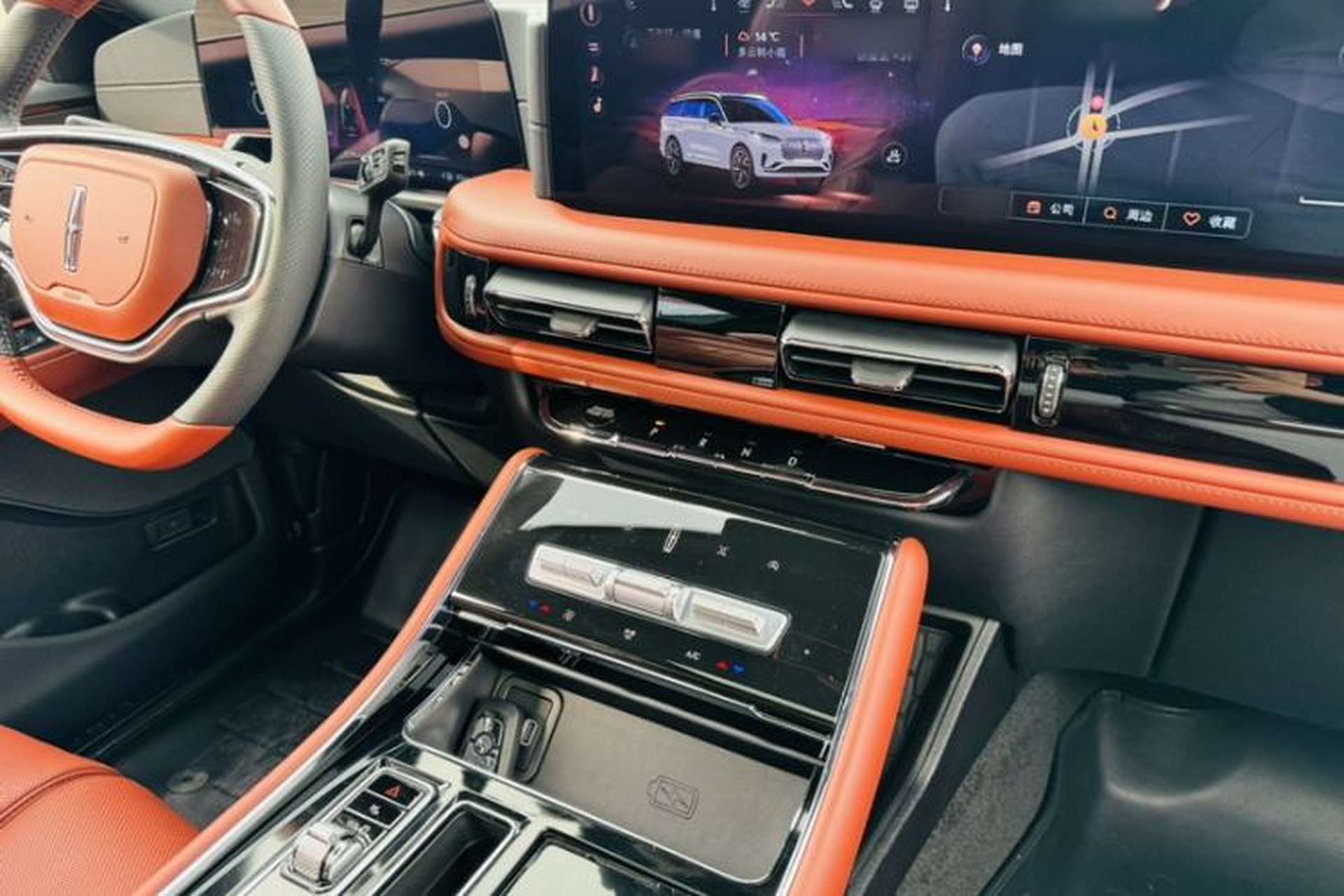 Used Lincoln Aviator 2024 3.0T V6 All-Wheel-Drive Luxury Edition Six Seats Interior 3
