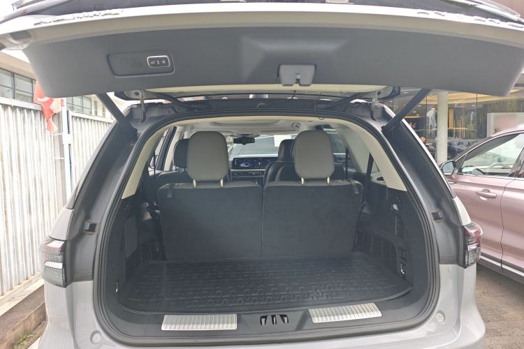Used Lincoln Aviator 2024 3.0T V6 All-Wheel-Drive Luxury Edition Six Seats Trunk