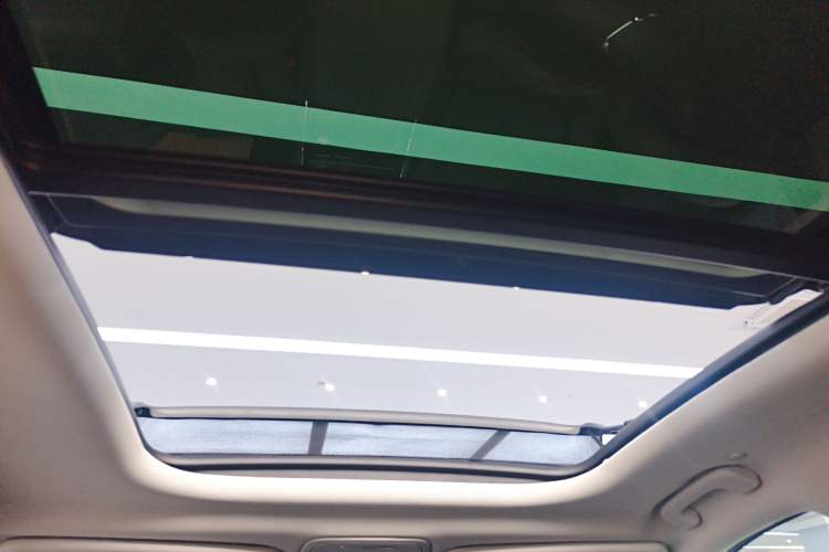 Used Lincoln Aviator 2024 3.0T V6 All-Wheel-Drive Luxury Edition Six Seats Headliner