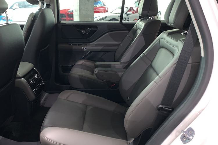 Used Lincoln Aviator 2024 3.0T V6 All-Wheel-Drive Elegance Edition Six Seats Interior 1