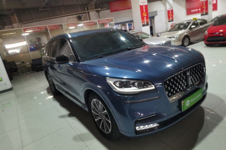 Used Lincoln Aviator New Energy 2020 3.0T V6 All-Wheel-Drive High-Performance Plug-in Hybrid Front Right 45 Deg