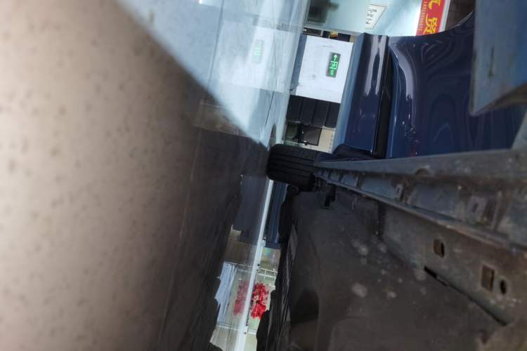 Used Lincoln Aviator New Energy 2020 3.0T V6 All-Wheel-Drive High-Performance Plug-in Hybrid Right Side Sill