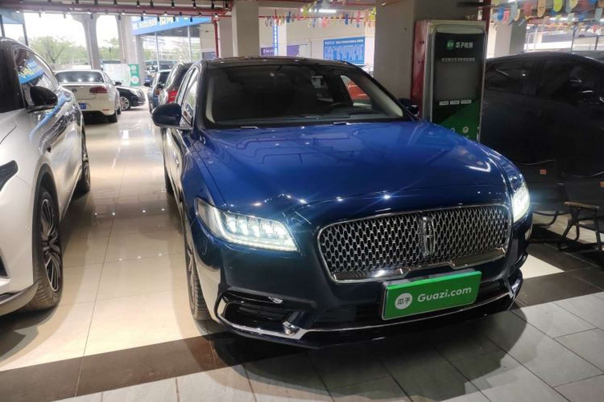 Used Lincoln Continental 2019 2.0T Two-Wheel Drive Prestige Version China VI Standard Front Right 45 Deg