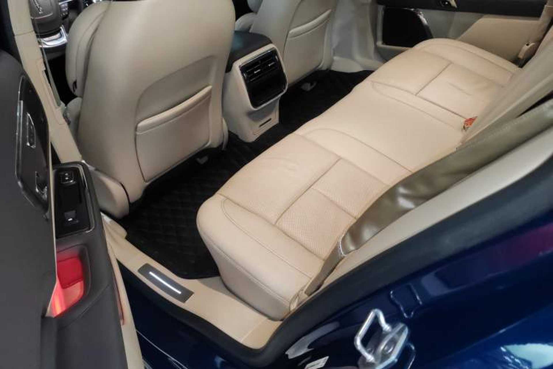 Used Lincoln Continental 2019 2.0T Two-Wheel Drive Prestige Version China VI Standard Left Rear Seat
