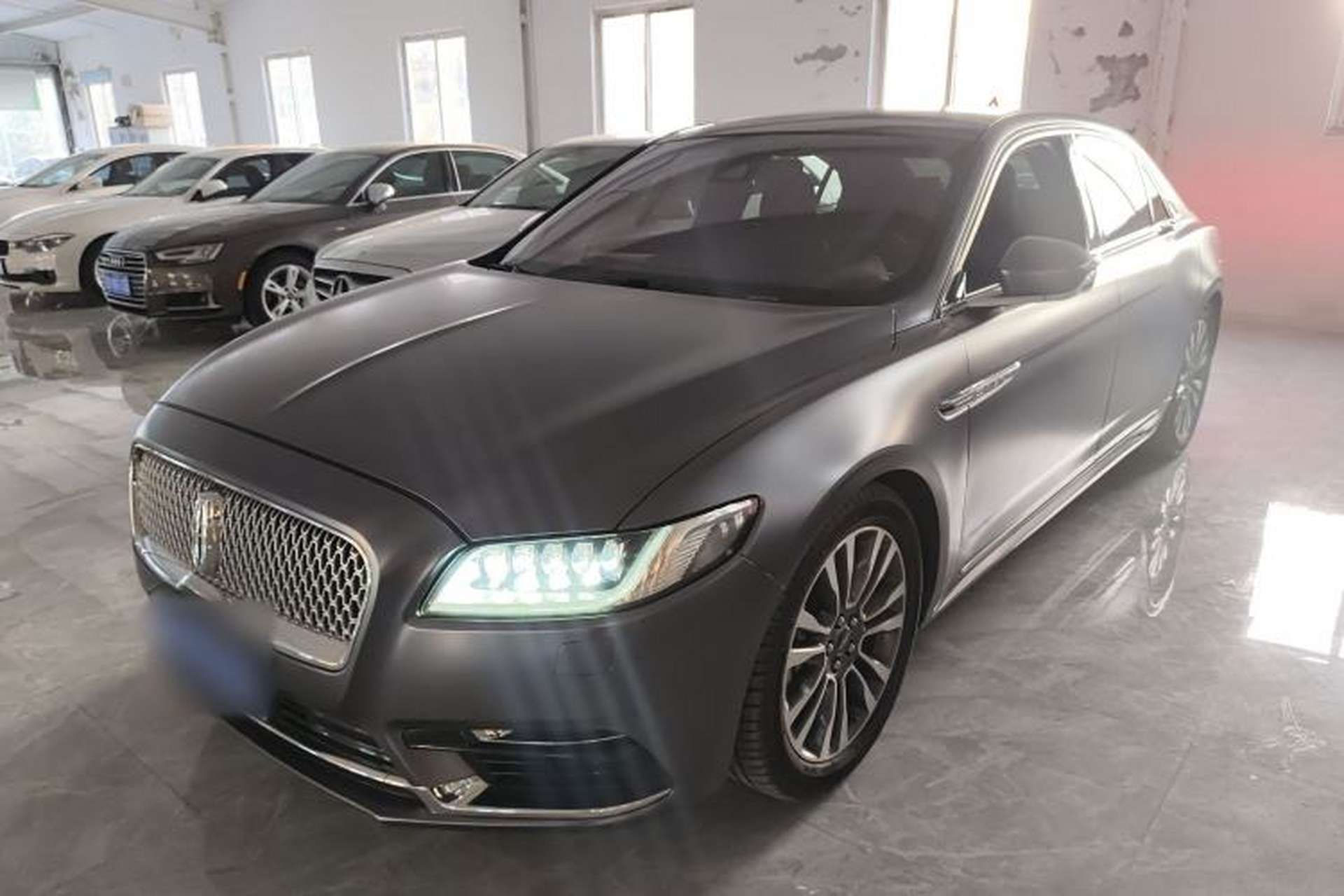 Used Lincoln Continental 2018 3.0T Four-Wheel Drive Prestige Edition Front Left 45 Deg