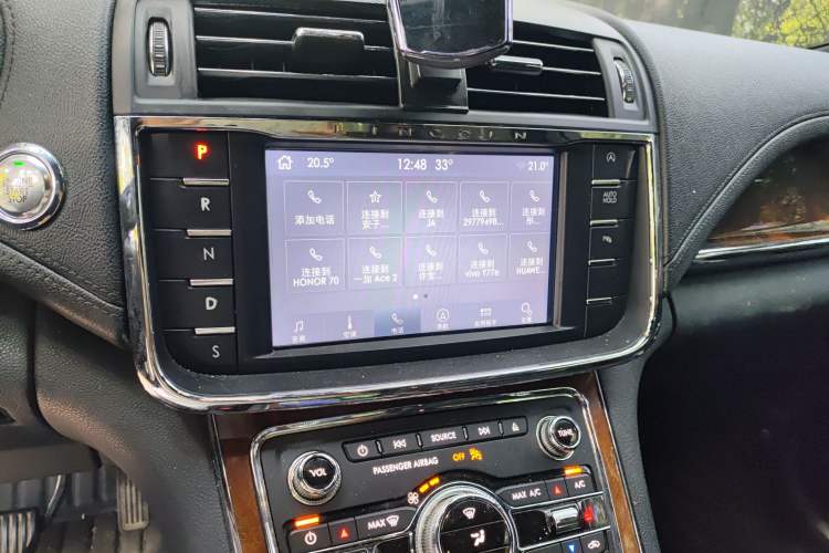 Used Lincoln Continental 2017 2.0T Two-Wheel Drive Deluxe Edition Audio And AC Panel