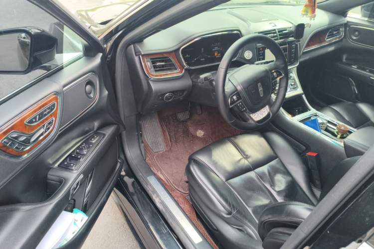 Used Lincoln Continental 2017 2.0T Two-Wheel Drive Prestige Edition Driver Seat