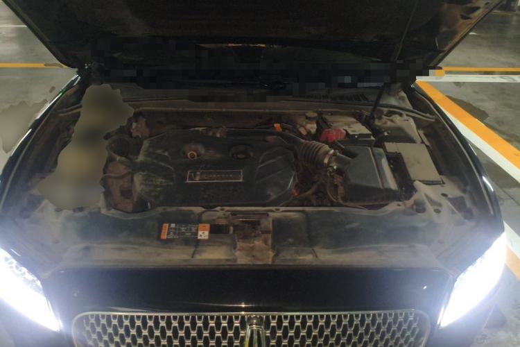 Used Lincoln Continental 2017 2.0T Two-Wheel-Drive Luxury Edition Engine Bay