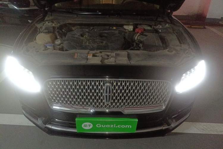 Used Lincoln Continental 2017 2.0T Two-Wheel-Drive Luxury Edition Engine Bay