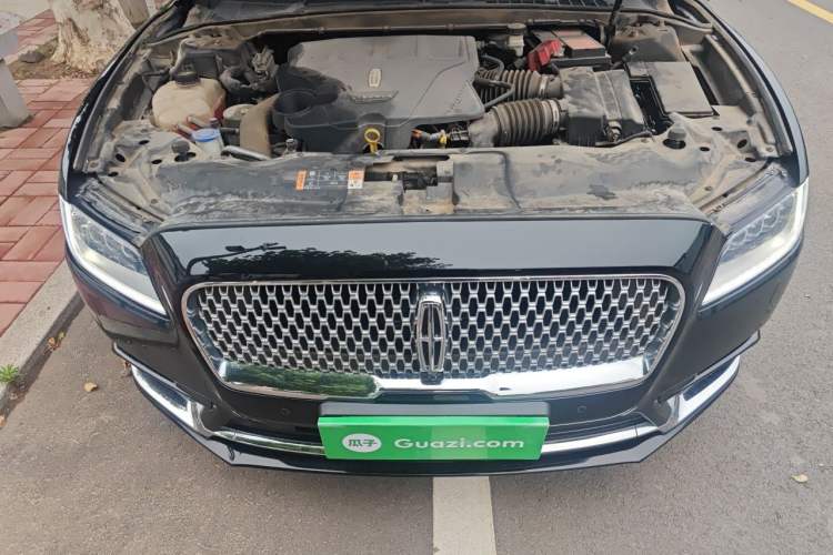 Used Lincoln Continental 2017 3.0T Four-Wheel Drive Prestige Edition Engine Bay