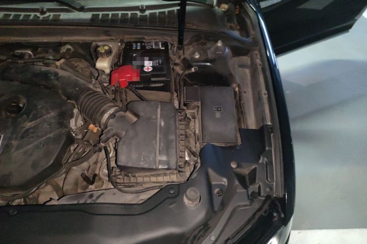 Used Lincoln Continental 2017 2.0T Two-Wheel Drive Deluxe Edition Engine Bay Left