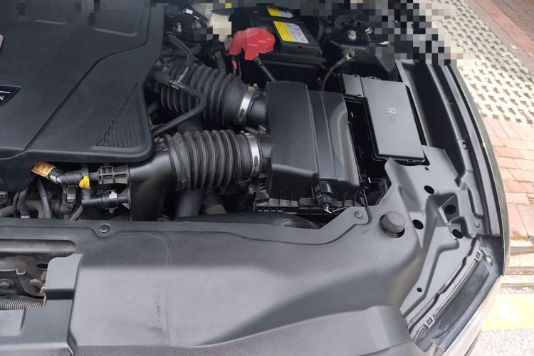 Used Lincoln Continental 2017 3.0T Four-Wheel Drive Prestige Edition Engine Bay Left