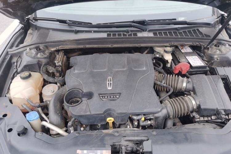 Used Lincoln Continental 2017 3.0T Four-Wheel Drive Prestige Edition Engine Bay