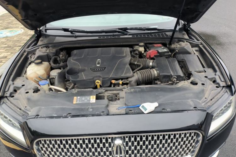 Used Lincoln Continental 2017 3.0T Four-Wheel Drive Prestige Edition Engine Bay